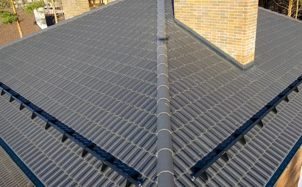 Dachówki ceramiczne – elegancja i funkcjonalność na dachu