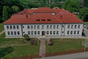 Budynek szkoły (widok z góry)