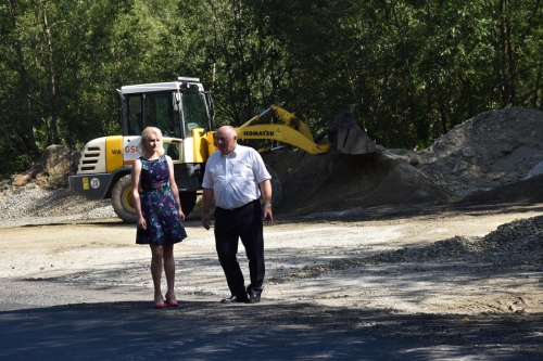 POWIAT ŻYWIECKI ZAKOŃCZYŁ PRZEBUDOWĘ DROGI POWIATOWEJ W KAMESZNICY