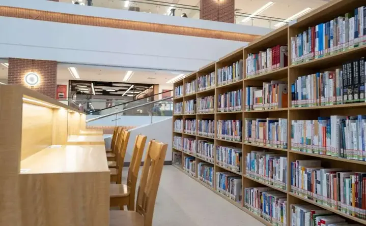 Ferie w Bibliotece w Żywcu - dwa tygodnie warsztatów dla różnych wieku