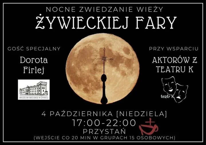Nocne wejście na wieżę fary. Z góry widać Żywiec po zmroku
