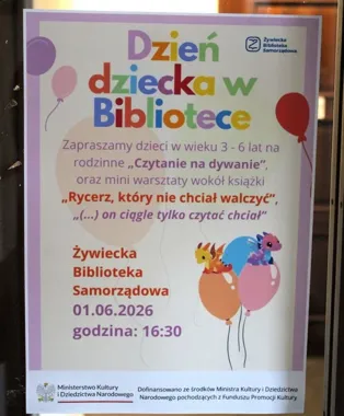 Dzień Dziecka w bibliotece. Książki, maski i bułeczki z masłem