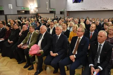 80 lat tradycji i pięć zawodów. Jubileusz szkoły w Żywcu