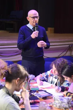 Młodzi artyści przypomnieli wielkanocne obrzędy – konkurs plastyczny przyciągnął 100 uczestników