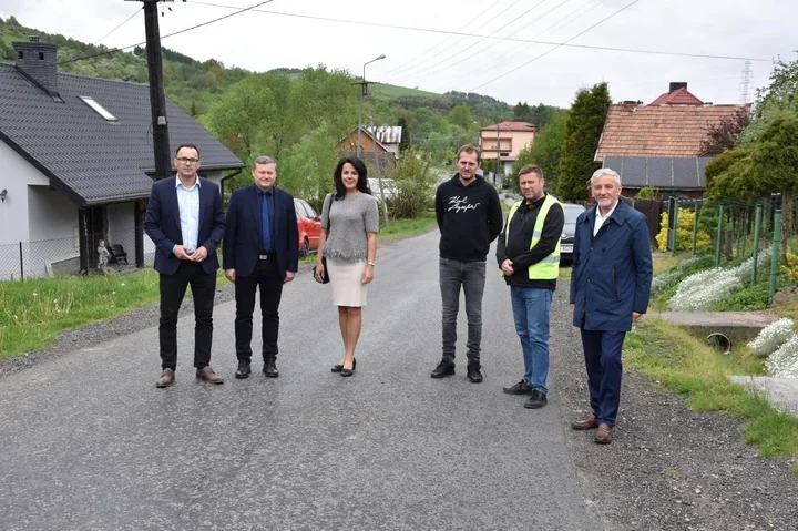 Sporyska po remoncie. Powiat odebrał odcinek za ponad 175 tys. zł